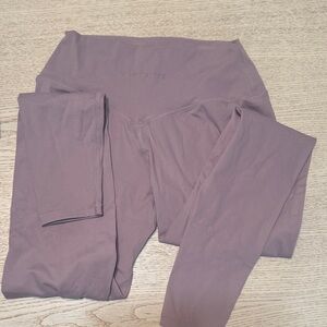 Alphalete Mauve Leggings